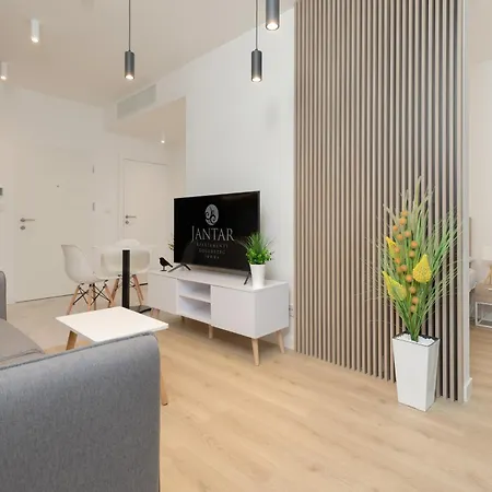 アパート Shellter 117 L - By Jantar ロゴボ