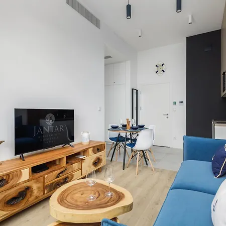 Shellter 117 L - By Jantar ロゴボ