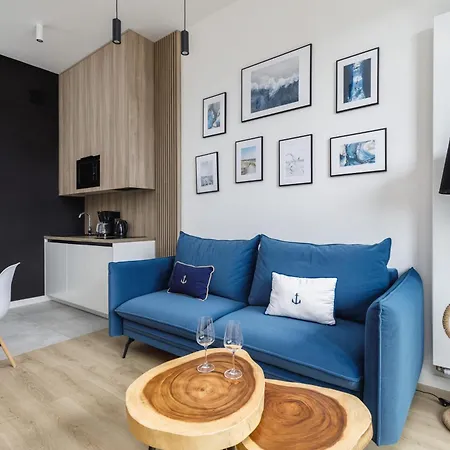 Apartment Shellter 117 L - By Jantar