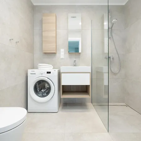 Apartment Shellter 117 L - By Jantar *