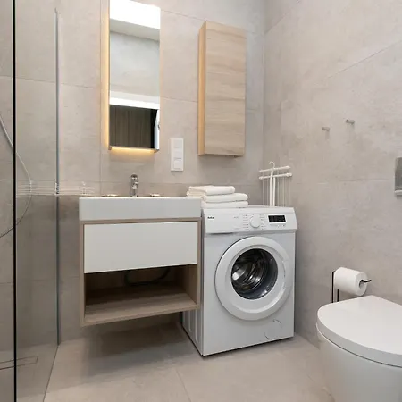 Shellter 117 L - By Jantar