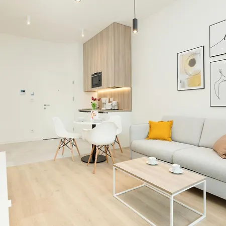 Apartment Shellter 117 L - By Jantar Rogowo (Gryfice)