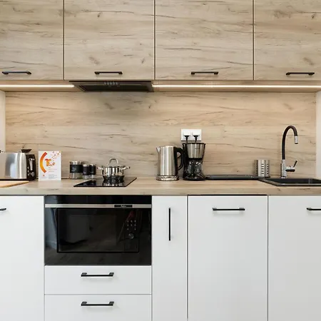 Apartment Shellter 117 L - By Jantar Rogowo (Gryfice)