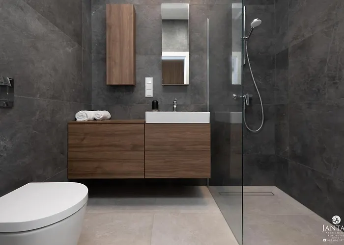 Shellter 117 L - By Jantar