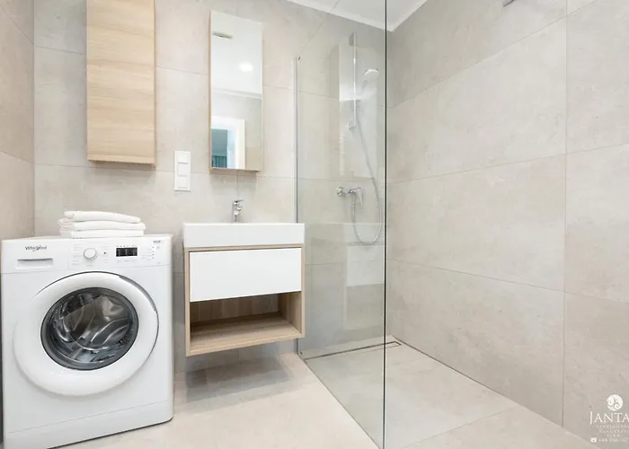 Shellter 117 L - By Jantar *