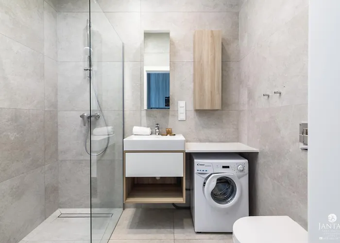 Shellter 117 L - By Jantar דירה *