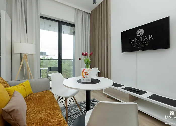 Shellter 117 L - By Jantar *