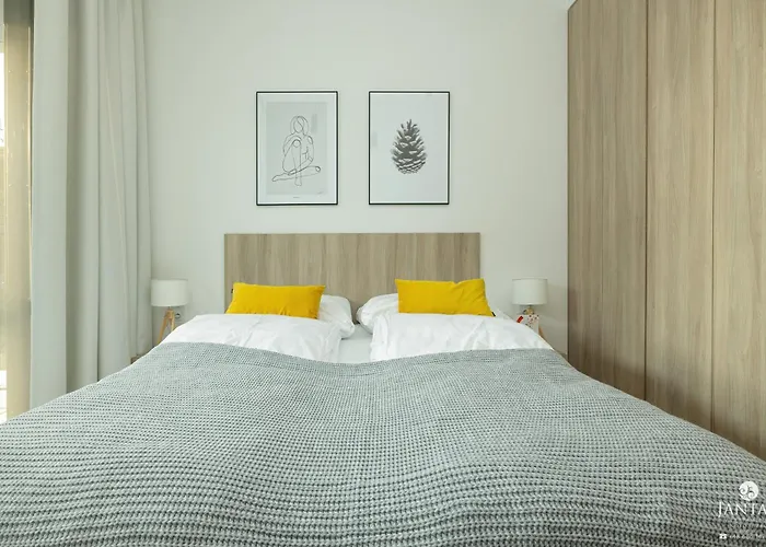 Shellter 117 L - By Jantar *