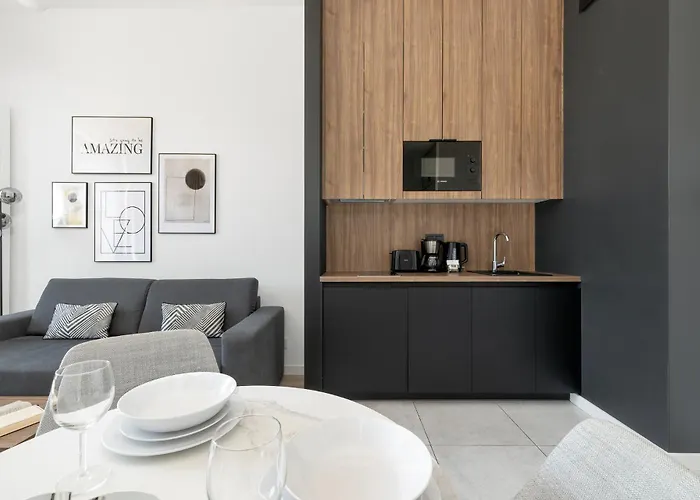 Shellter 117 L - By Jantar דירה רוגובו